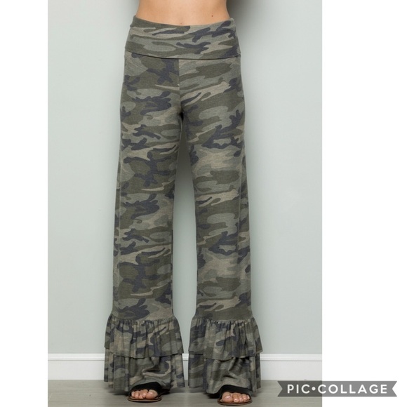 Cute!! Camouflage Pants - Picture 3 of 5